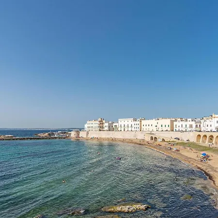 Apartment 2 Bedroom Stunning In